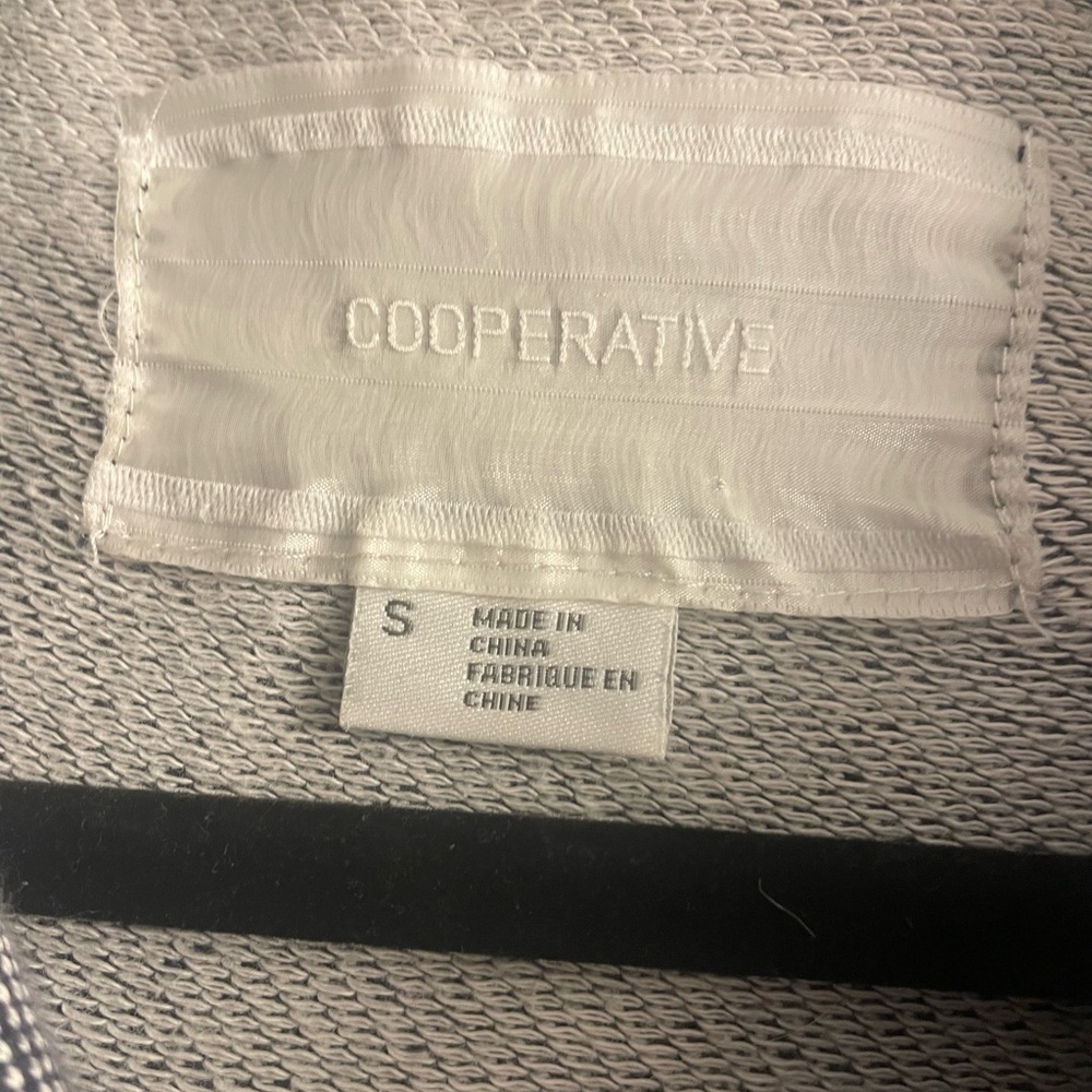 Cooperative Size Small Button Down Light Weight H… - image 5